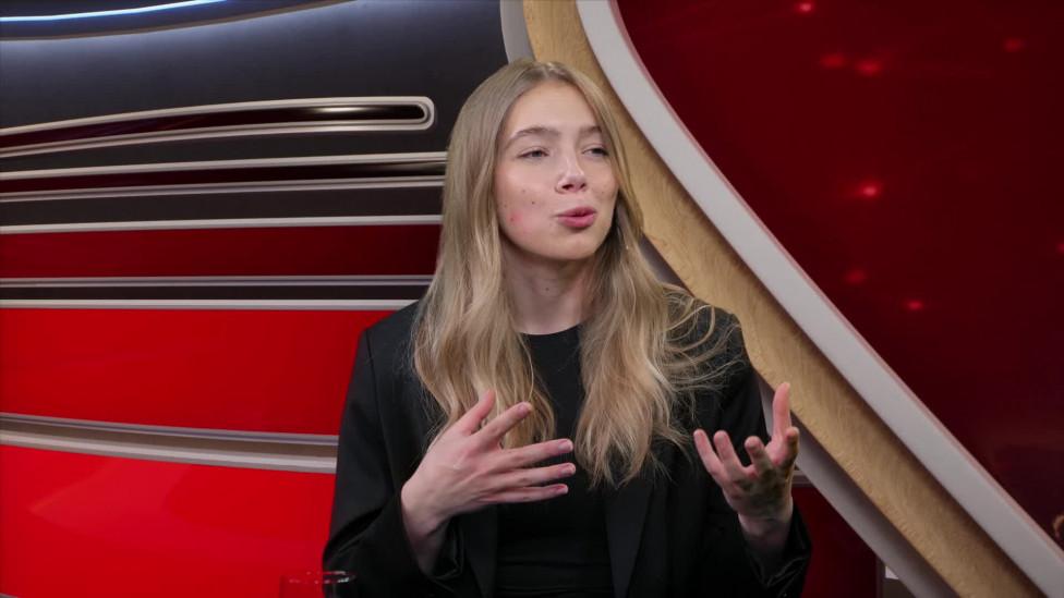 Ebba Holmqvist och David Ingnäs pratar om tjejers sparande i PS Studio