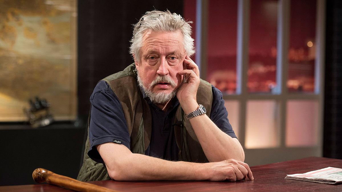 Leif GW Persson drämmer verbalt till den ena akademiledamoten efter den andra - och nye