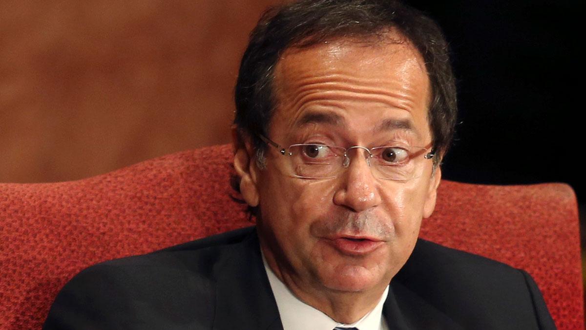 Det kanske inte är så konstigt att hedgefondmiljardären John Paulson ser lite blek ut om nosen