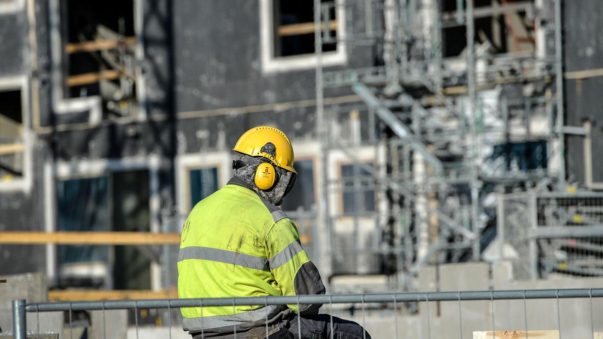 Sju av tio i Storstockholm saknar köpvilja eller betalkraft för nybyggda bostadsrätter. När det gäller nyproducerade småhus är det nästan nio av tio som inte har råd. (Foto: TT)