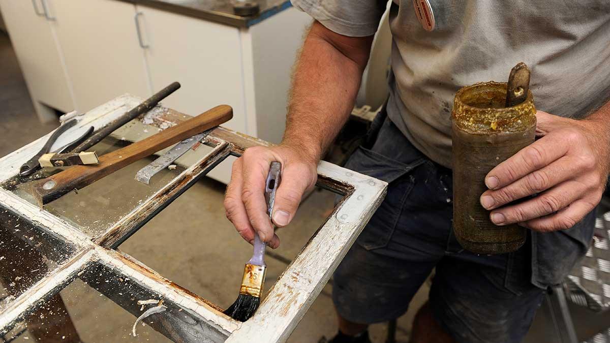 Andelen bostadsägare som renoverade eller byggde till sina bostäder har sjunkit på ett betydande sätt under 2018. (Foto: TT)