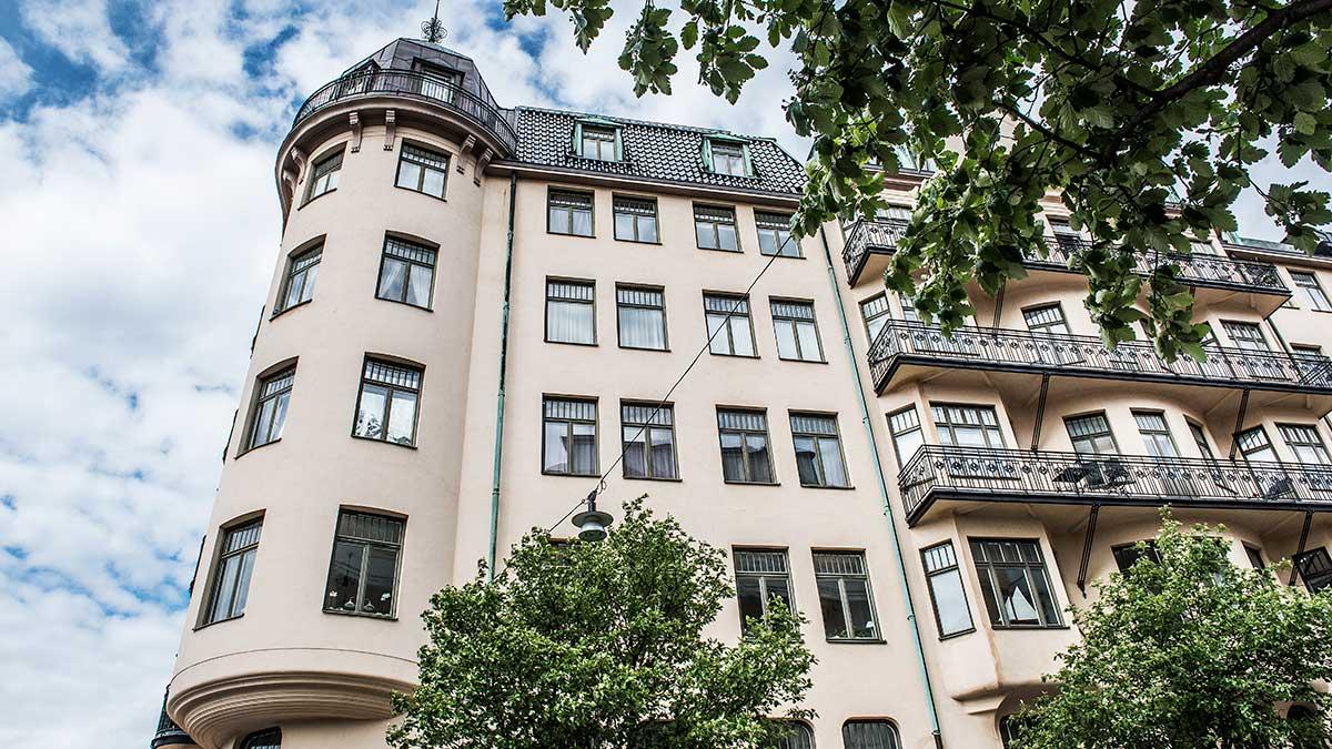 SEB:s Boprisindikator fortsätter uppåt i mars och är nu positiv för första gången sedan november 2017. Uppgången är 11 enheter jämfört med föregående månad och indikatorn hamnar nu på plus 4. (Foto: TT)