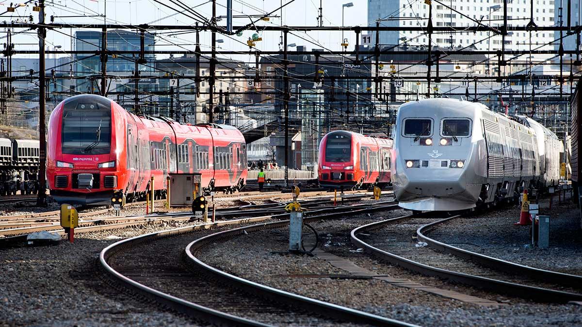 Trafikverket tvingas sänka hastigheten på 69 järnvägssträckor på grund av att räls