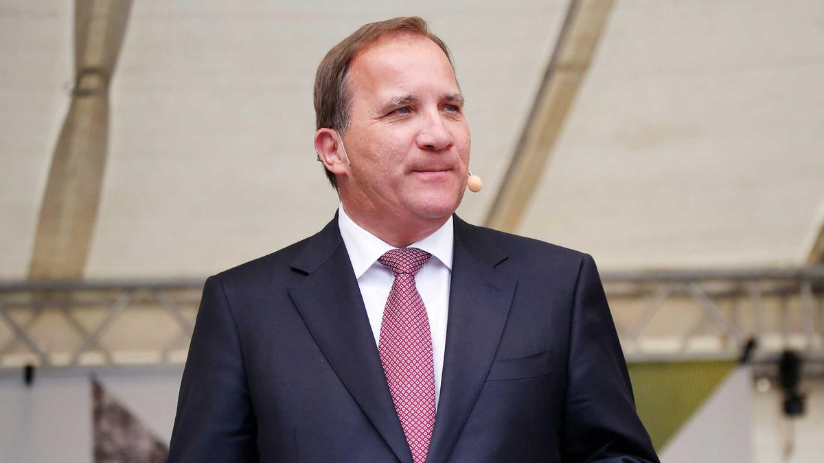 Stefan Löfven (S) går stärkt ur krisen