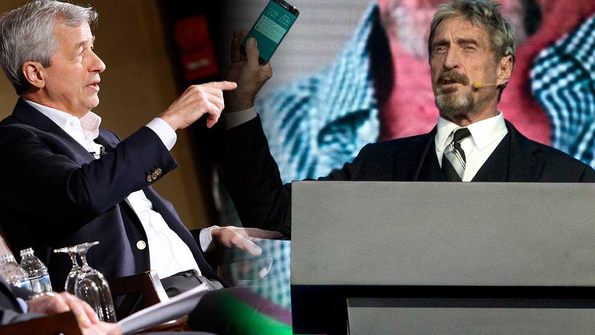 På bild: JP Morgans vd Jamie Dimon och it-profilen John McAfee (Foto: TT / Montage)