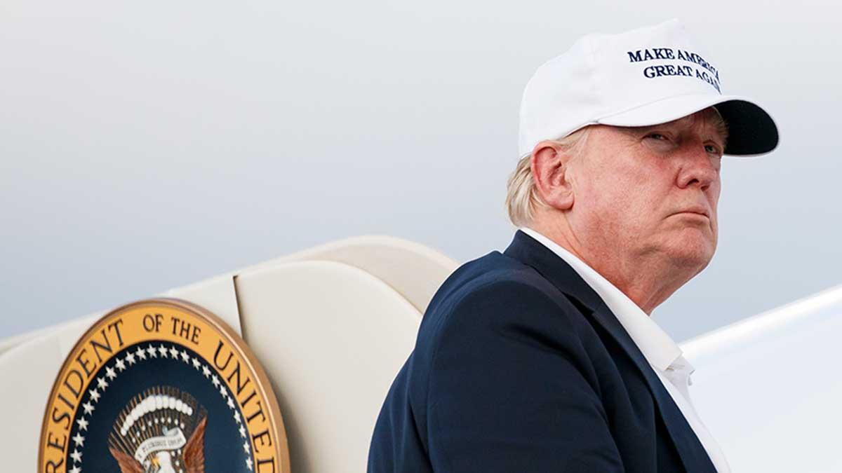 Trump hotar på Twitter att permanent stänga den amerikanska gränsen mot Mexiko.