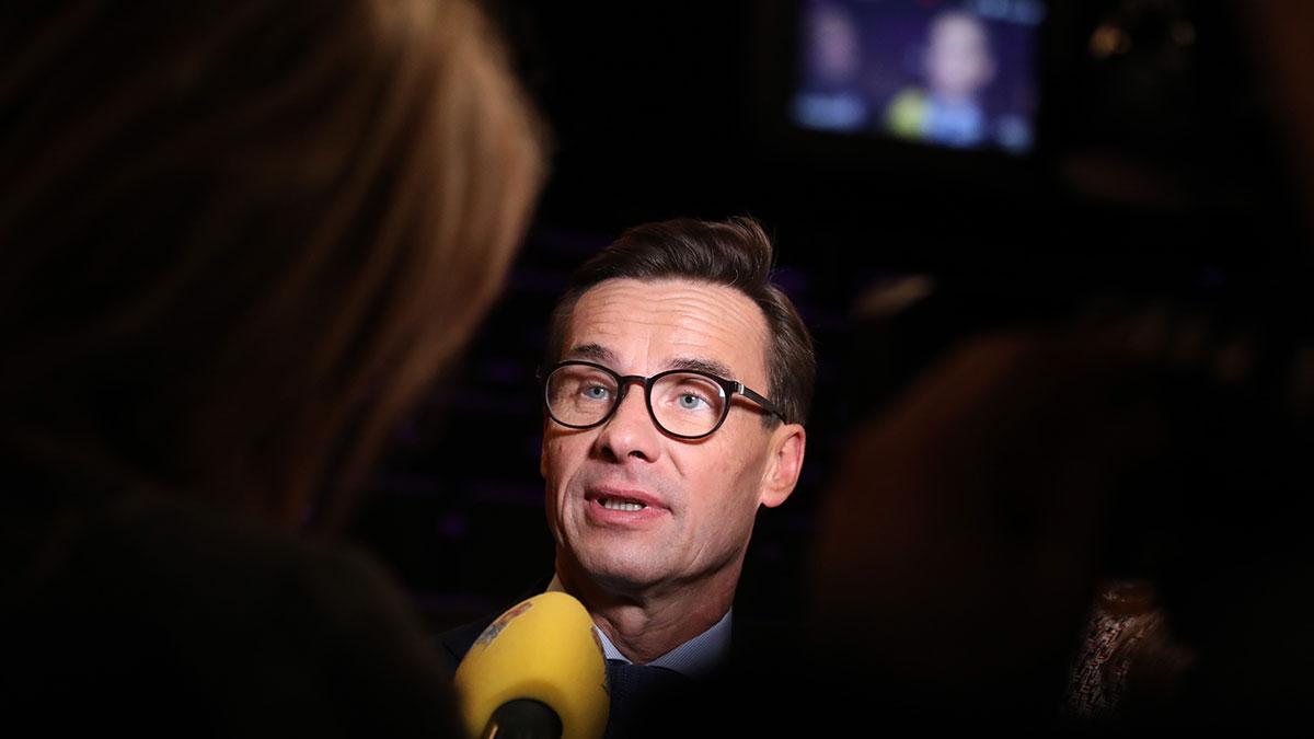 Blir det en alliansregering med stöd av SD? Det är ett av regeringsalternativen som SVT:s Mats Knutson lyfter fram. På bilden syns M-ledaren Ulf Kristersson. (Foto: TT)