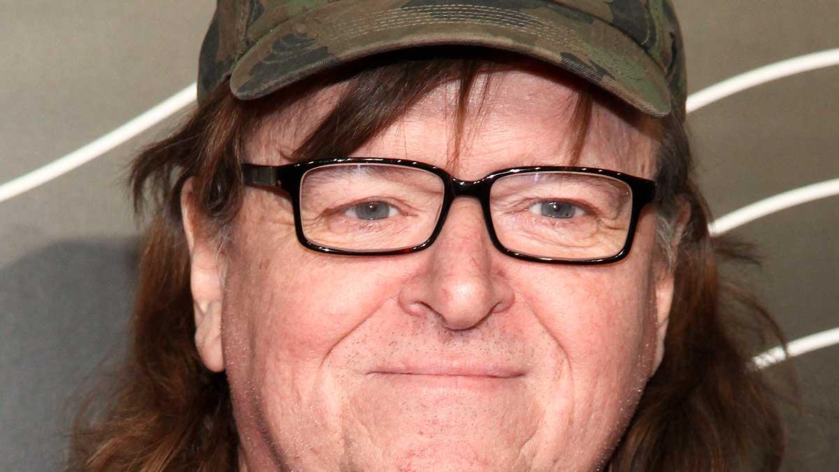 Michael Moore räknade både med att Trump skulle bli Republikanernas kandidat och att han sedan skulle vinna presidentvalet. (TT)