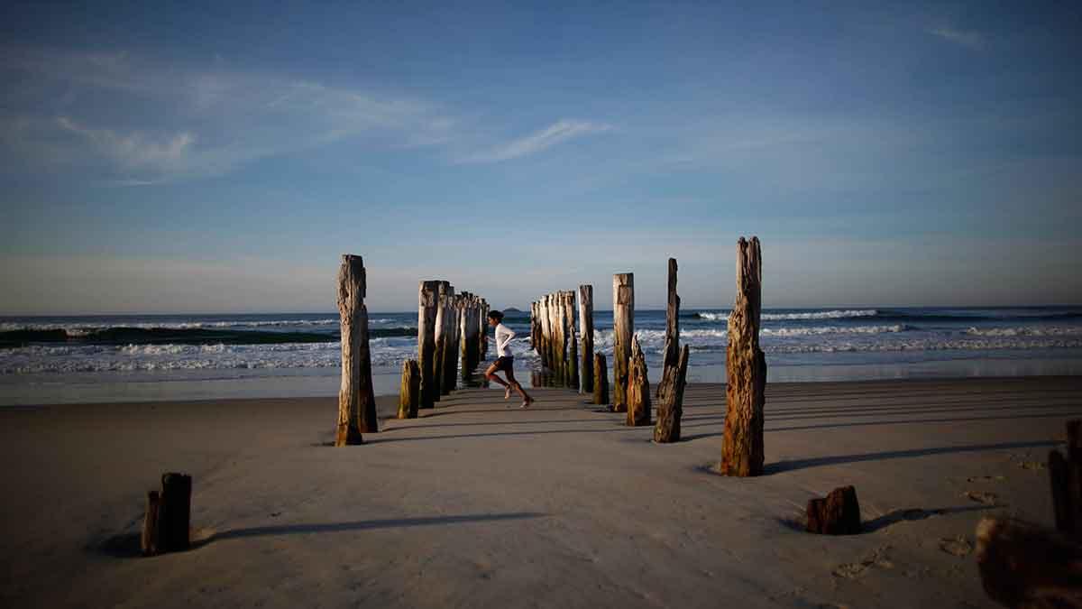 Nya Zeeland med sin vackra strand- och kustremsa lockar allt fler svenskar. (Foto: TT)