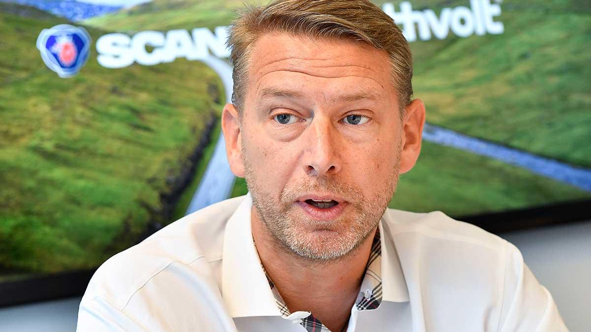 Teslasvensken Peter Carlssons batteridröm skakas av bristande investeringar