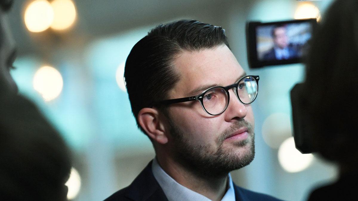 Vem tar vem? Vem stänger ute vem och vem vinner egentligen på allt det som sker i svensk politik just nu? Ledarkollen tar ett stort grepp på kaoset i svensk inrikespolitik. (Foto: TT)