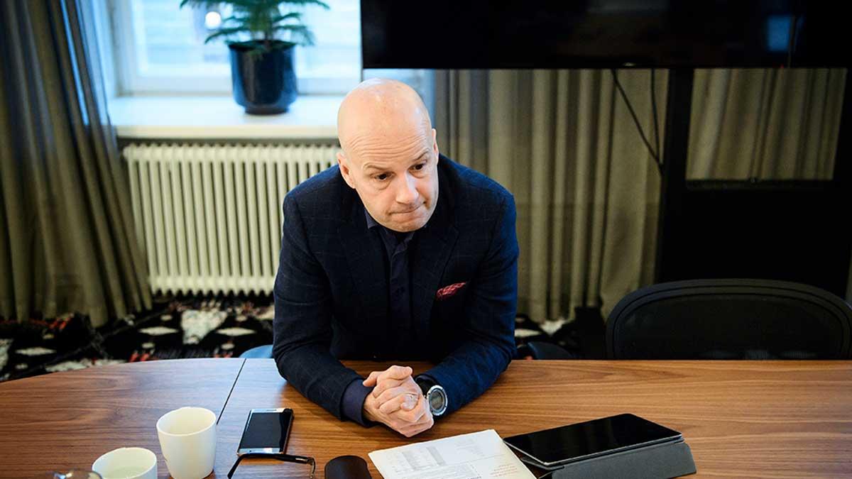 Fingerprint Cards kastas ut från Stockholmsbörsens storbolagsindex. På bilden syns vd:n Christian Fredrikson. (Foto: TT)