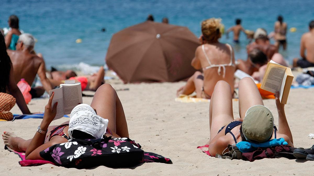 Sugen på sol och bad igen? I artikeln får du tips på vad det kostar - om du bokar snabbt. (Foto: TT)