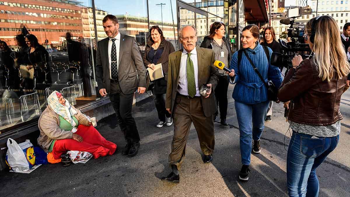 Riksbankschefen Stefan Ingves får svidande kritik för sin penningpolitik av Placera.nu-skribenten. (Foto: TT)