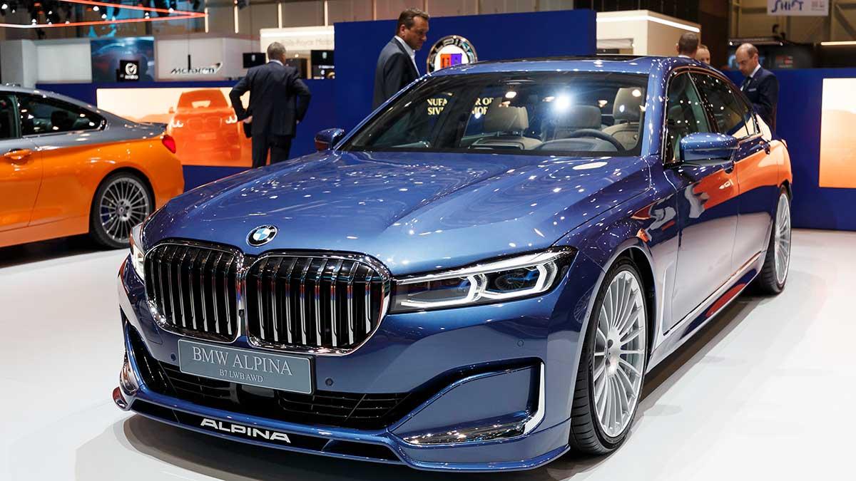 BMW:s rörelseresultat sjunker, visar kvartalsrapporten. (Foto: TT)