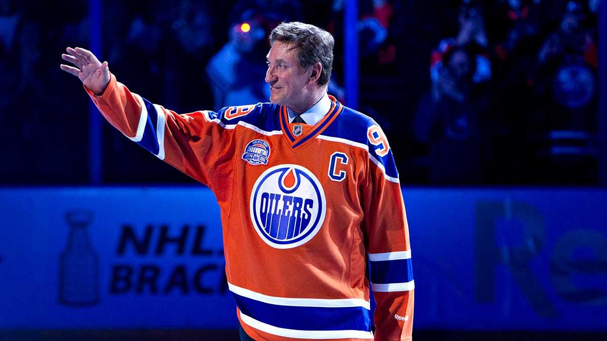 wayne-gretzky-gold-town-games