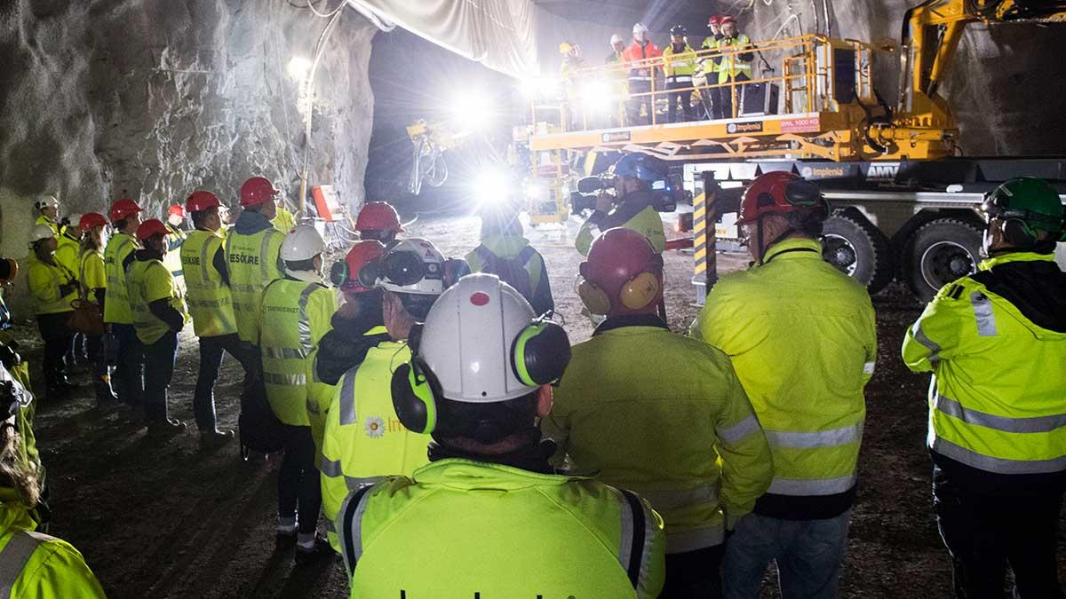 Motorvägsbygget E4 Förbifart Stockholm blir 3,3 miljarder kronor högre än beräknat och att projektet väntas vara slutfört först år 2030. (Foto: TT)