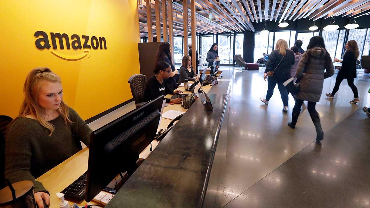 tiotusentals jobb Amazon
