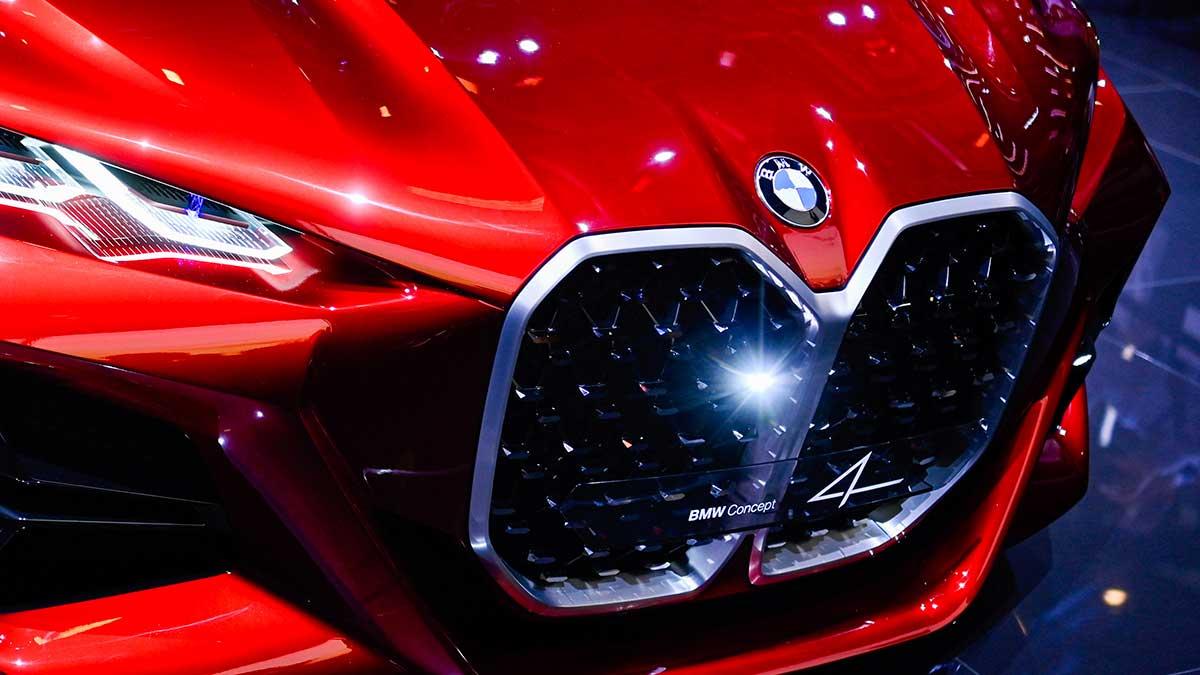 BMW-koncernen sålde 20,6 procent färre bilar i det första kvartalet, jämfört med året innan. Ljusglimten är elbilsmarknaden. (Foto: TT)