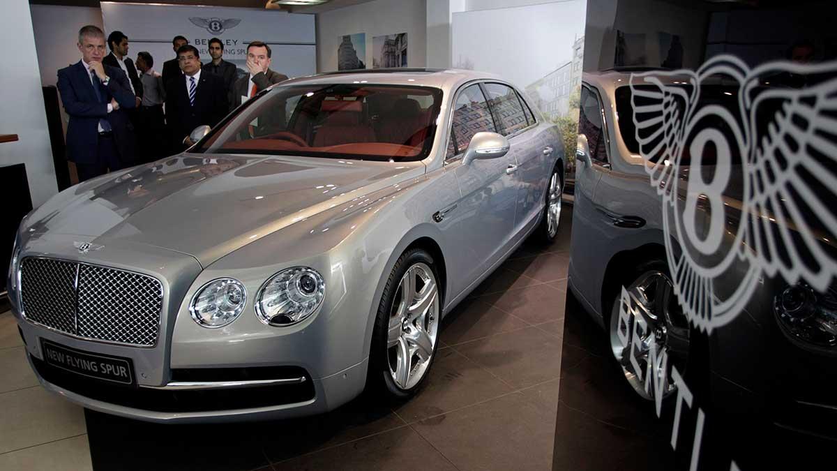 Uppemot 1 000 jobb, en fjärdedel av personalstyrkan, ska bort på Bentley. (Foto: TT)