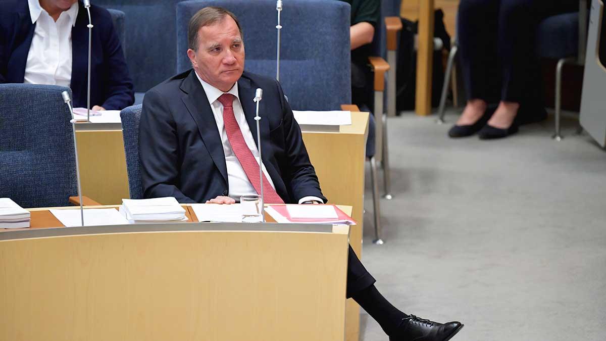 Väljarna sluter inte upp bakom statsminister Stefan Löfven och Socialdemokraterna längre. Under de första månaderna av coronakrisen gick S upp men denna uppgångstrend är nu bruten, framgår det av SVT/Novus-mätningen. (Foto: TT)