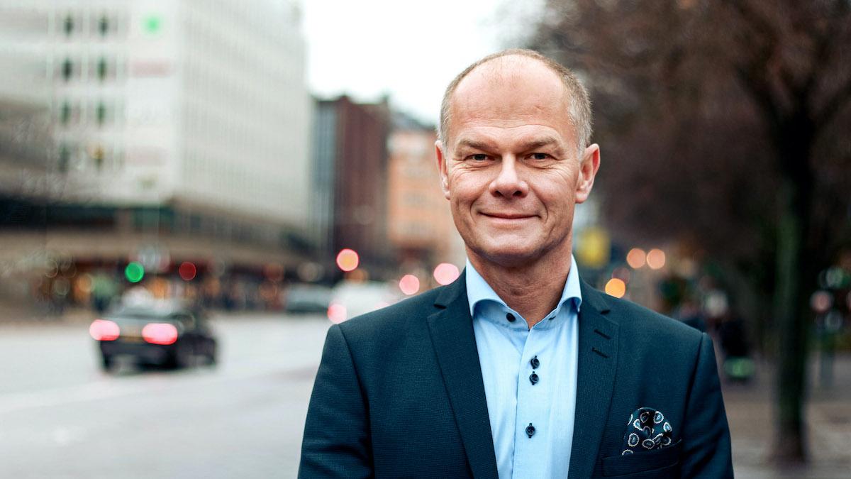 Stefan Ölande, Soltech, Emission, Företrädesemission