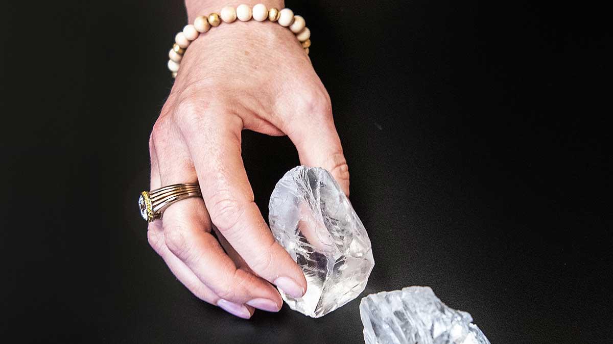 Diamantbolaget Lucara Diamonds siffror för Q2 glittrar inte. Omsättningen minskar och bolaget vänder till förlust. (Foto: TT)