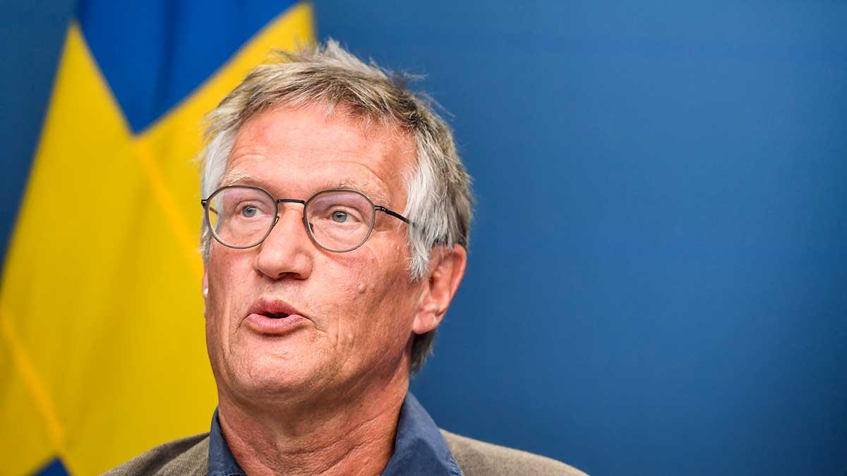 Krasst ekonomiskt har Sverige tjänat mellan 75 och 100 miljarder kronor, enligt Di:s uträkning, sett till den brittiska analysen, på Anders Tegnells coronastrategi. Priset är emellertid fler döda. (Foto: TT)