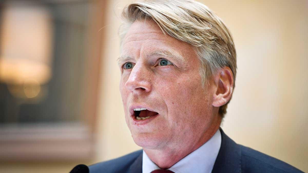"Många människor har kunnat behålla sina livsverk i stället för att se dem försvinna", säger Per Bolund (MP) om företagsakuten, som nu förlängs året ut trots att intresset är nästan obefintligt. (Foto: TT)