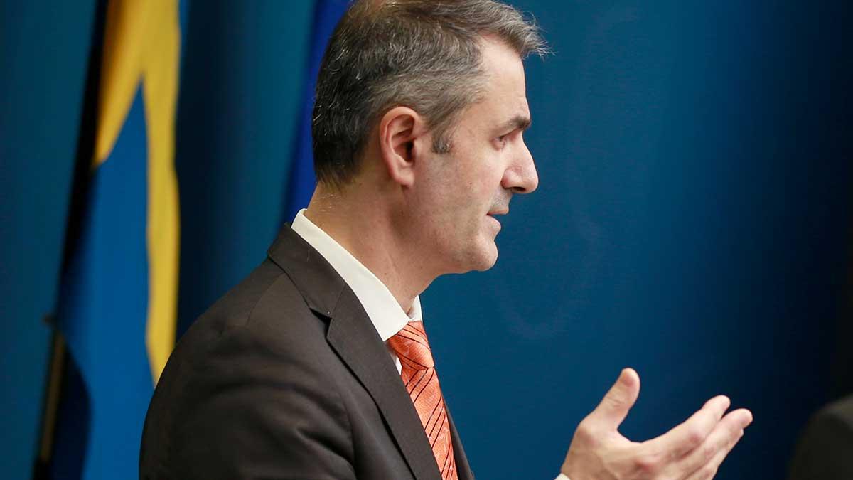 Näringsminister Ibrahim Baylan (S) meddelar att omsättningsstödet förlängs till enskilda näringsidkare, handelsbolag och kommanditbolag. (Foto: TT)