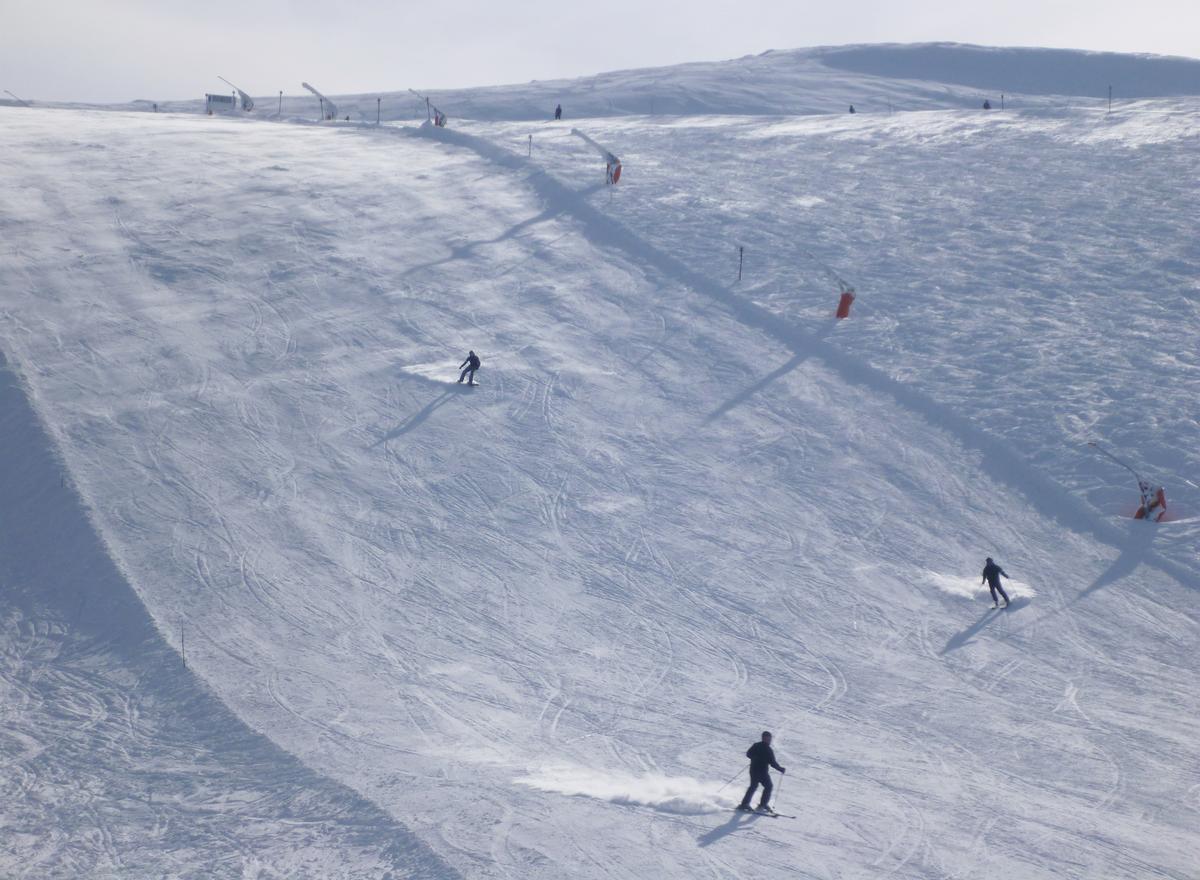 Det råder covidfrossa i backen hos Skistar. Ingen vet hur det blir med bokningarna framöver. (Foto: TT)