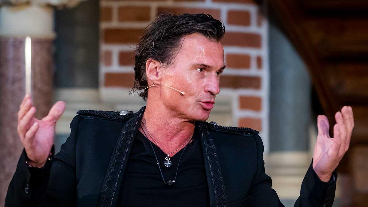 Petter Stordalen väljer att se det dramatiska miljardtappet för sitt hotellimperium i pandemin från den ljusa sidan. (Foto: TT)