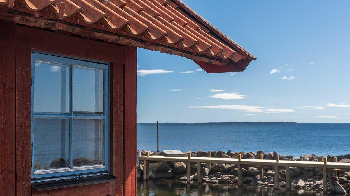 Bostadsexperterna som uttalar sig i artikeln räknar med fortsatta prisuppgångar på bostadsrätter och villor men att fritidshusmarknaden mattas av. (Foto: TT)