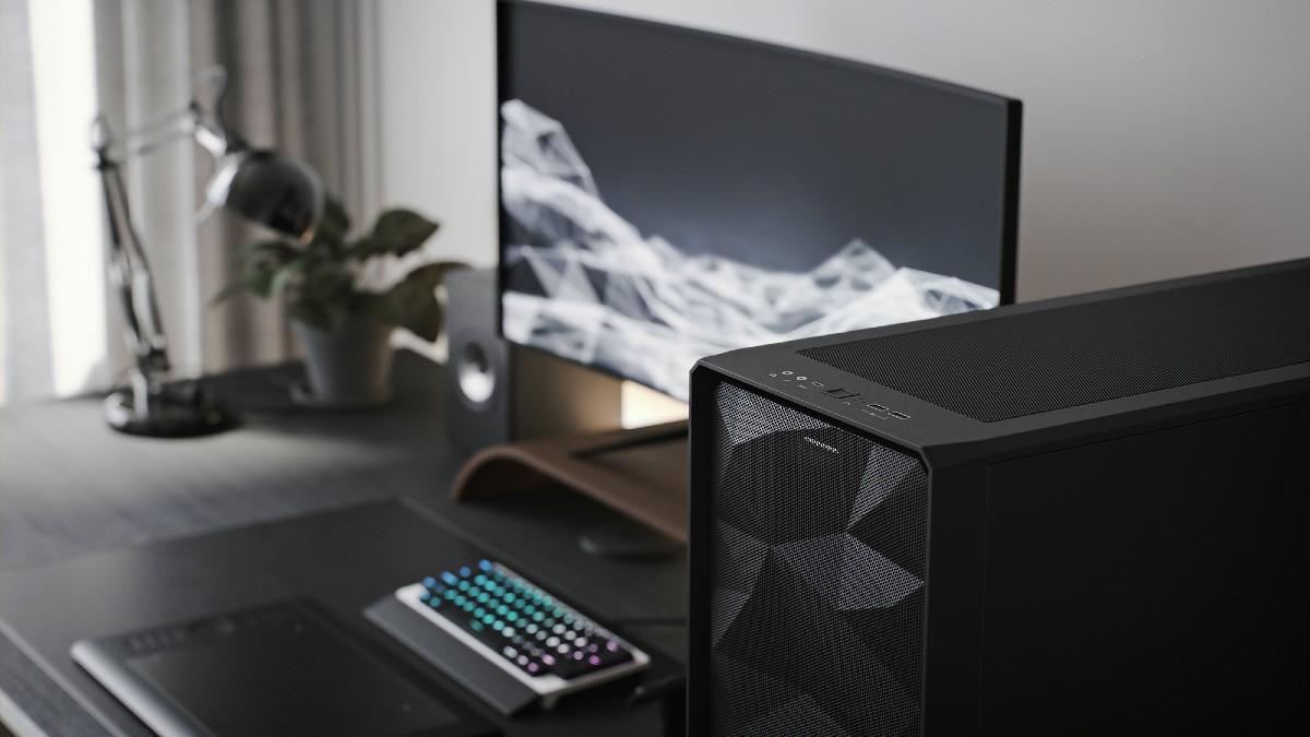 Fractal Gaming Group tillverkar premiumprodukter för PC gaming-marknaden. Bolaget ska nu sättas till börsen för en värdering strax norr om en miljard kronor. (Foto: Fractal)