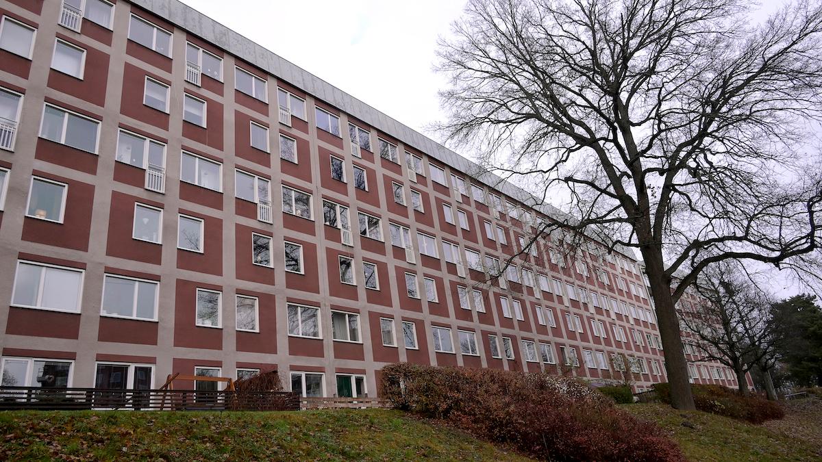 Hyrorna höjs mest i områden där låginkomsttagare bor. Det är privata hyresvärdar som driver utvecklingen.