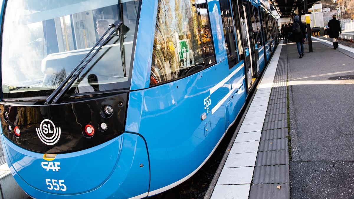 SL gav MTR 24 miljoner i bonus för att göra något som redan finns i vtalet, skriver Svd.