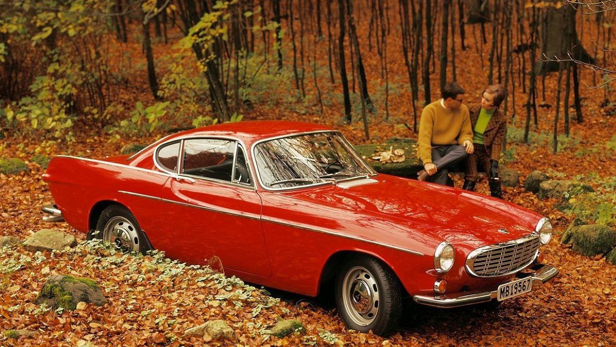 Volvo P1800