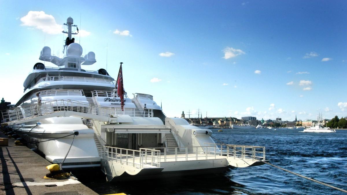 Lyxyachter