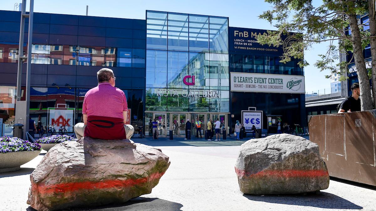 Kista upplevs som ett otryggt område och enligt en analys sänker det områdets fastighetspriser