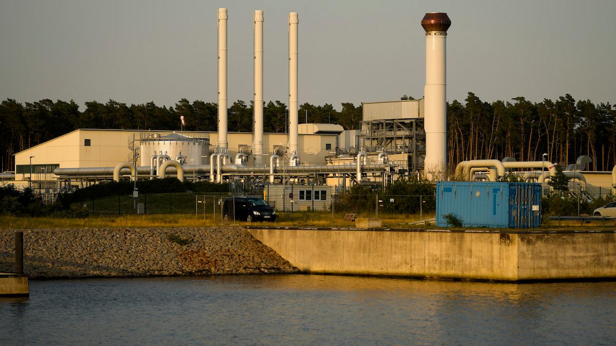 Gasledningen Nord Stream 1 och överföringsstationen i Lubmin, Tyskland. Nu läcker både Nord Stream 1 och 2 och den tyska regeringen misstänker sabotage