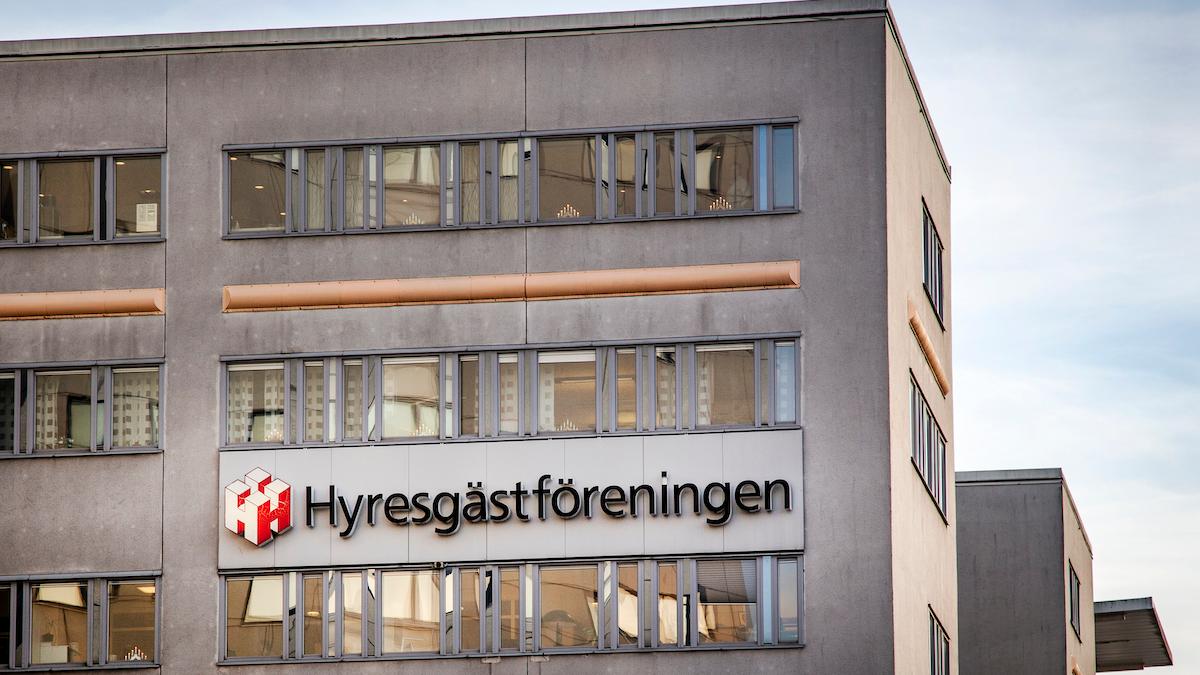 Hyresgästföreningen är motpart i många hyresförhandlingar och de största avtalen förhandlas med Fastighetsägarna och allmännyttan