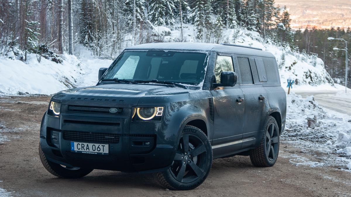 omslag land rover defender 130 test