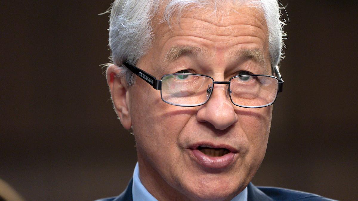 Jamie Dimon: "Bitcoin är ett hajpat bedrägeri"