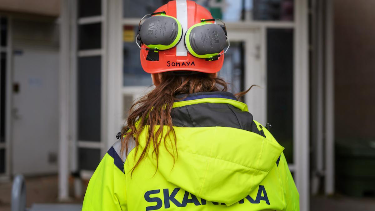 Skanska redovisar ett rörelseresultat för fjärde kvartalet som överträffar analytikers förväntningar