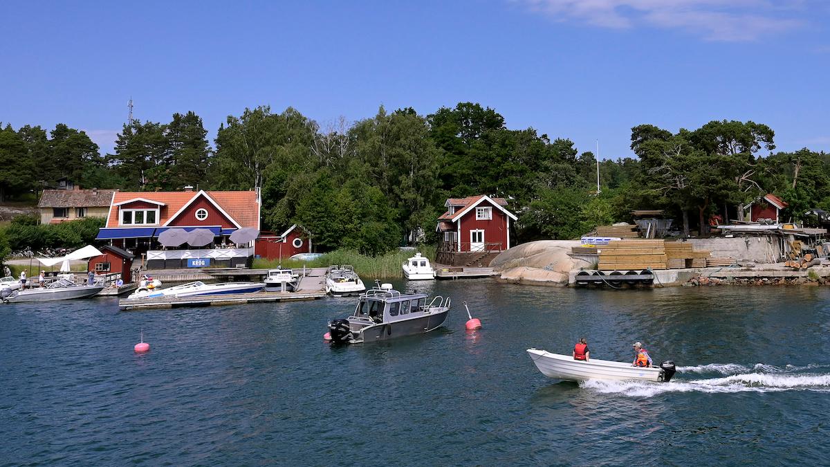 Färre stugor säljs i Sverige – priserna rasar