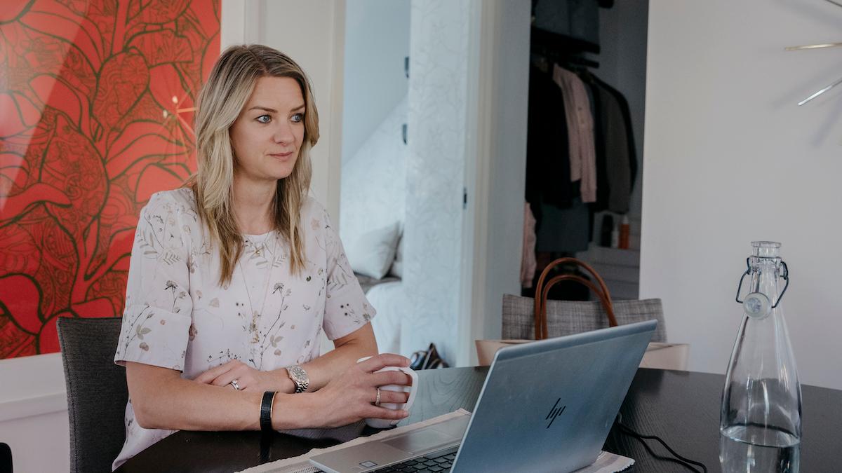 Maria Landeborn, senior strateg på Danske Bank, säger att de kvartalsrapporter som hittills kommit visar att det inte alls är någon lågkonjunktur i industrin