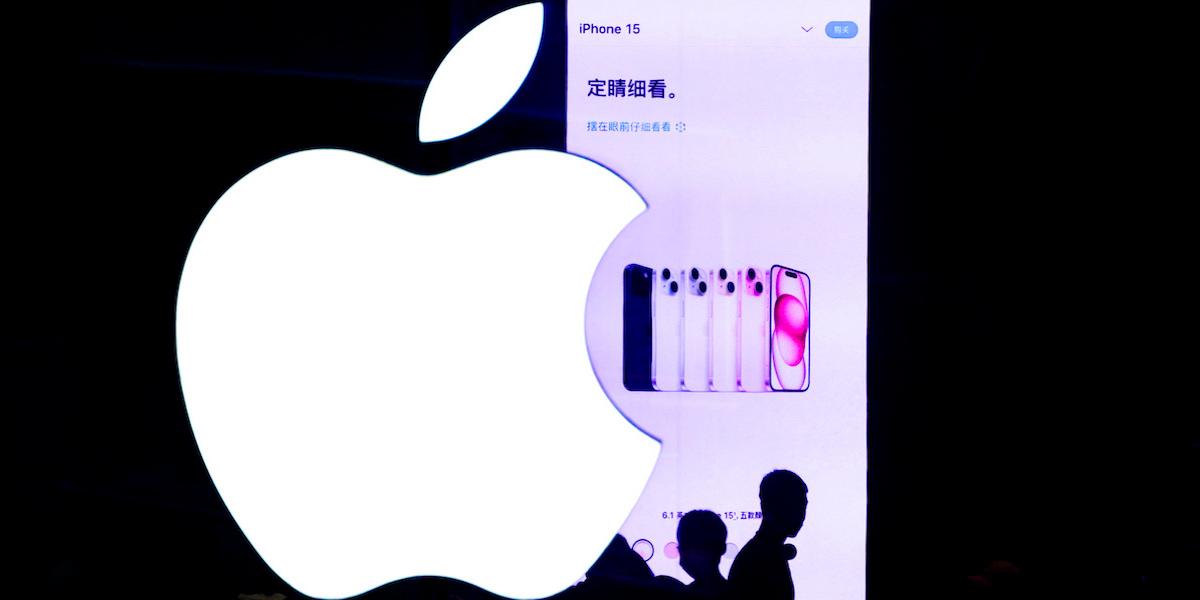 Apple måste ge sig in i AI-racet på allvar framöver.