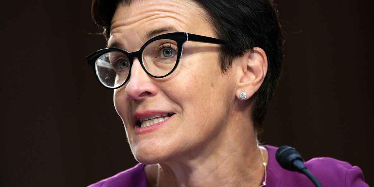 Citigroups vd Jane Fraser ska vända banken i år.