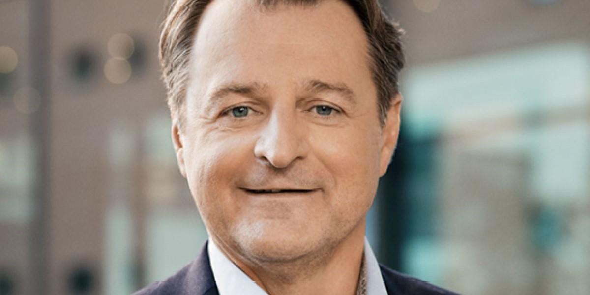 Det är inte bara Novo Nordisk som gjort succé på Köpenhamnsbörsen. Svenska vd:n Alexander Lacik har lyft ett annat globalt danskt bolag med över 300 procent.