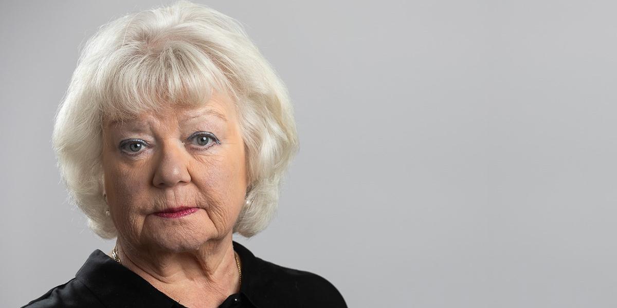 SKPF Pensionärernas förbundsordförande, Liza di Paolo-Sandberg. Hon menar att de nedskärningar som nu görs i välfärden kan få negativa konsekvenser för välfärdspersonalens framtida pensioner